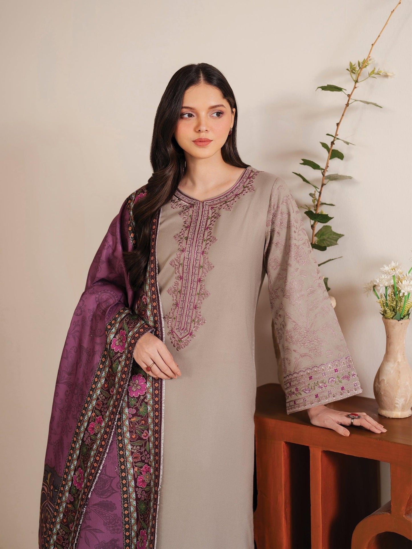 DHANAK 3PC Embroidered